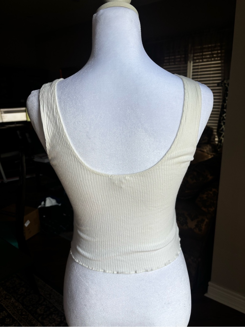 Garage Off-White Ribbed Button Crop Tank - Picture 2 of 3